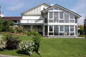 Ferienwohnung-STREUTALBLICK